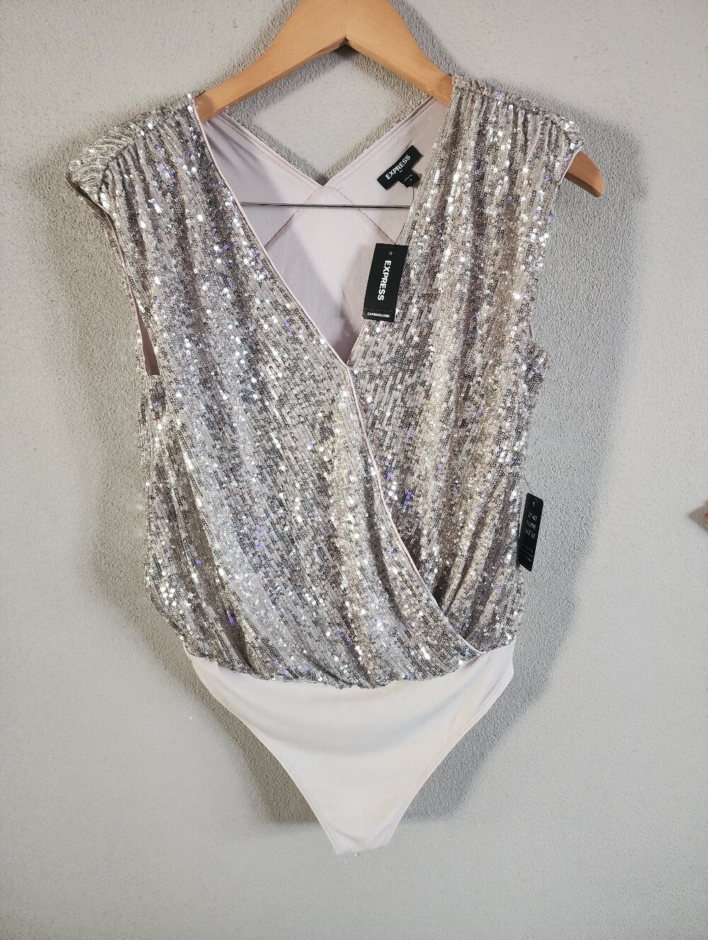 Express Silver Sequin Surplice V Neck Sleeveless Snap Closure Bodysuit NWT S